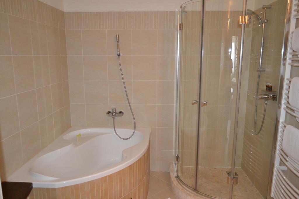 Hotel Slameny Dom & Spa Kisida Kültér fotó